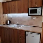 Konukevi Private Valis