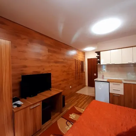 ゲストハウス Private Valis ヴァルナ