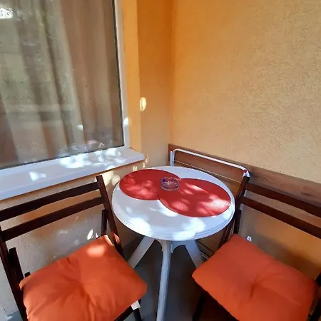 ゲストハウス Private Valis ヴァルナ