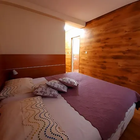 Private Valis 3* ヴァルナ