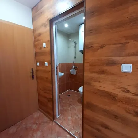 Private Valis ヴァルナ