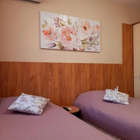 Private Valis ゲストハウス