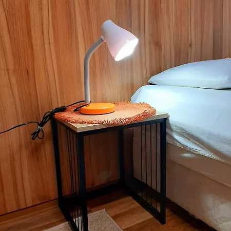 Private Valis ゲストハウス 3*