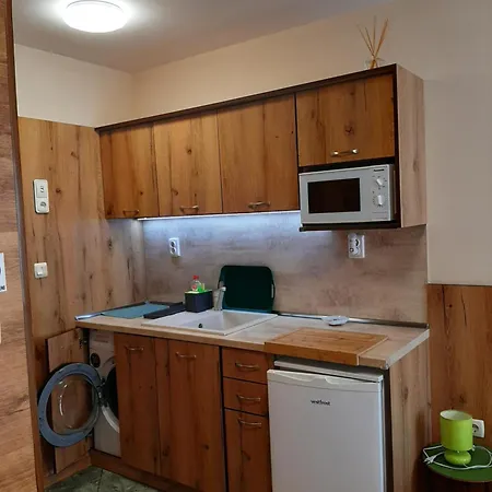 ゲストハウス Private Valis ヴァルナ