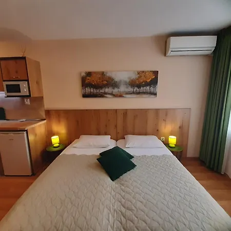 Private Valis 3* ヴァルナ