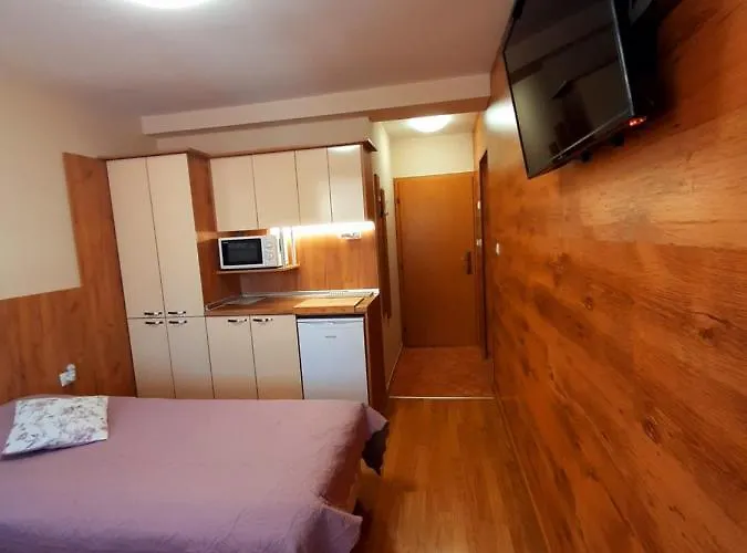 Private Valis Affittacamere 3*